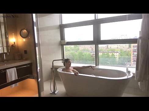 ❤️ Керемет сәби Жуынатын бөлмеде оның кискасын құмарта тартып жатыр ️ Порно vk kk.allo-sex.ru ☑